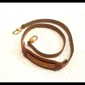 Louis Vuitton leather shoulder strap, send offers!